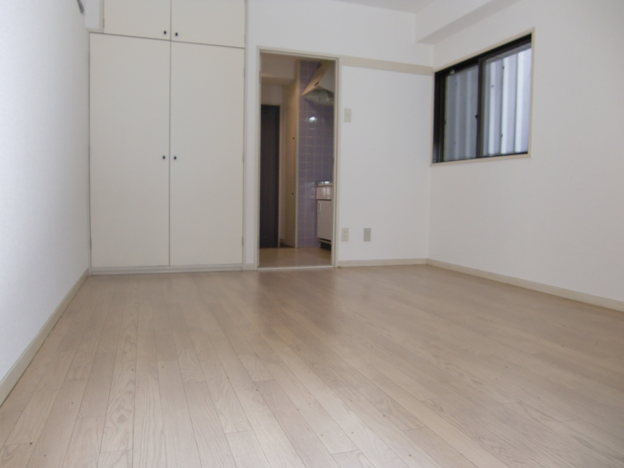 居室・リビング　※写真は別のお部屋です。現況を優先させて頂きます。