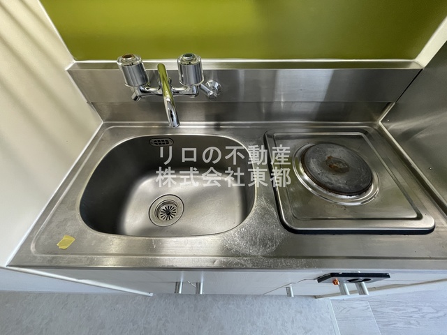 キッチン　暑い夏にオススメの火を使わない電気コンロ設置済♪