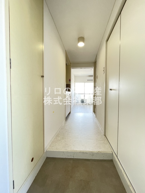 玄関　玄関から見たお部屋です♪