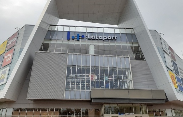 ショッピングセンター　ららぽーと沼津（ショッピングセンター）まで2100m