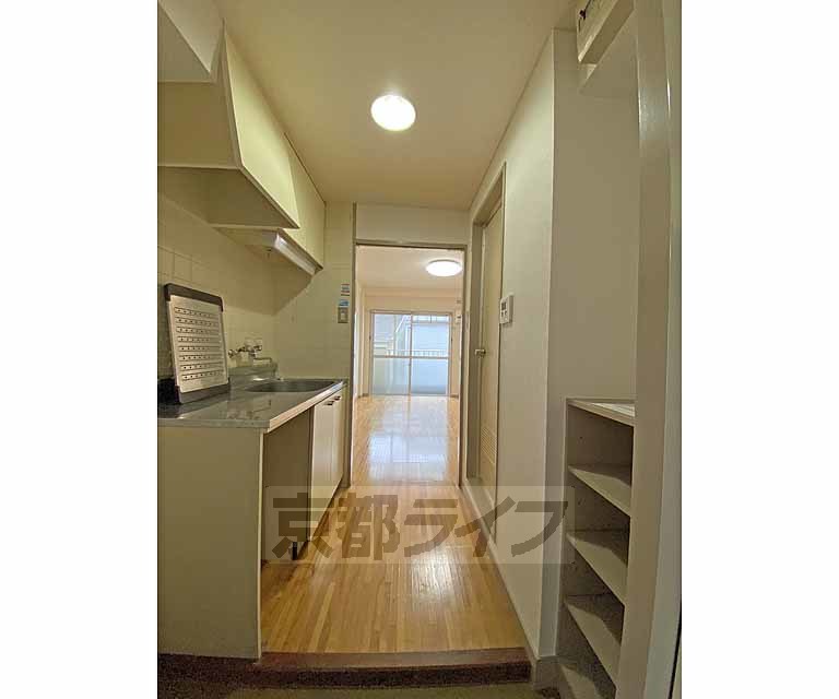 その他部屋・スペース　玄関から見たところです。