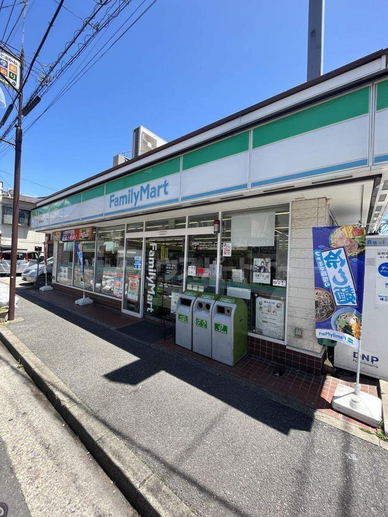 コンビニ　ファミリーマート豊川通り店（コンビニ）まで130m