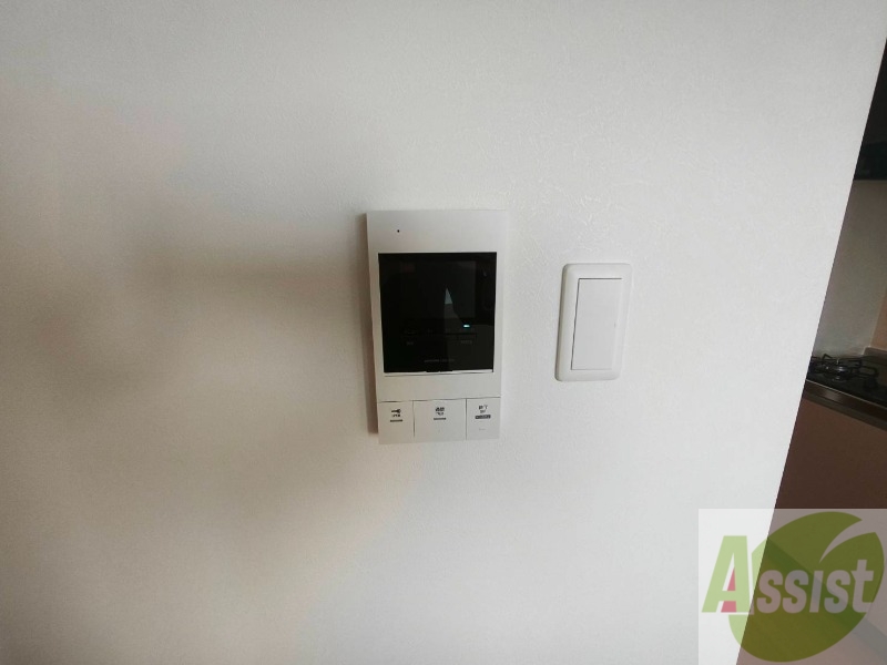 セキュリティ　モニタ付インターホンでセキュリティ面も安心です。