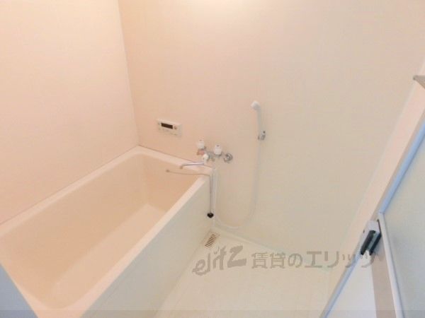 バス・シャワールーム　風呂