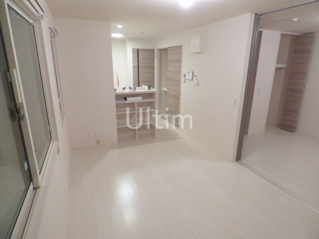 居室・リビング　※別のお部屋のお写真です。御参考までに。