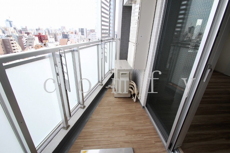 バルコニー　バルコニー