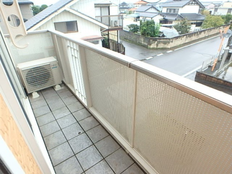 バルコニー　図面と現状に相違がある場合には現状を優先