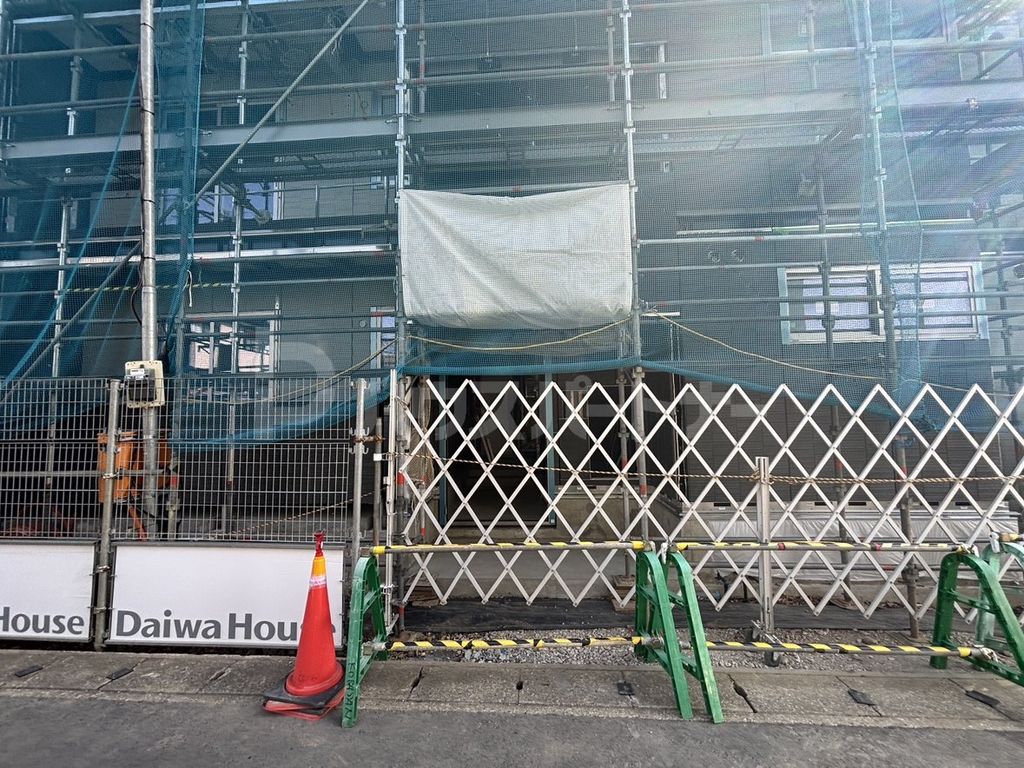 エントランス　庭