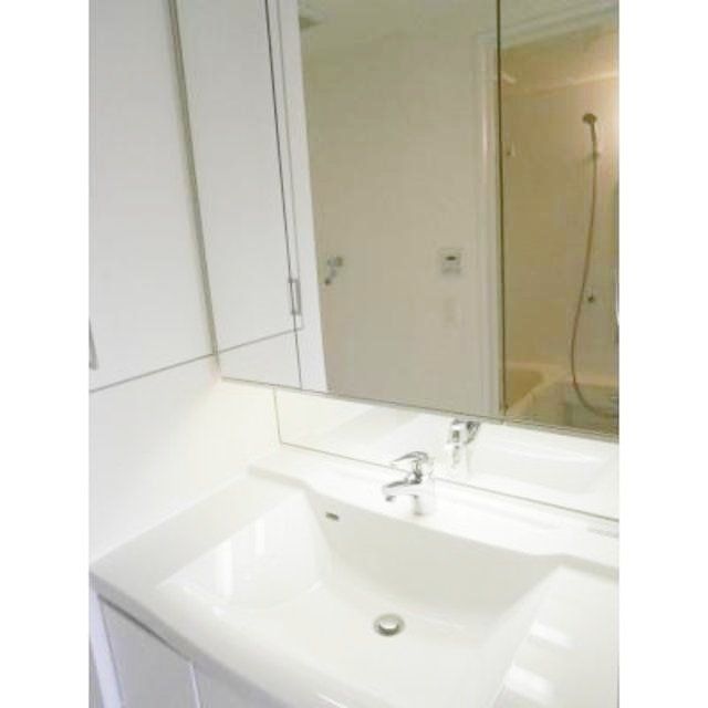 洗面設備　お部屋探しは株式会社　タウンハウジング　までお気軽にお問合…