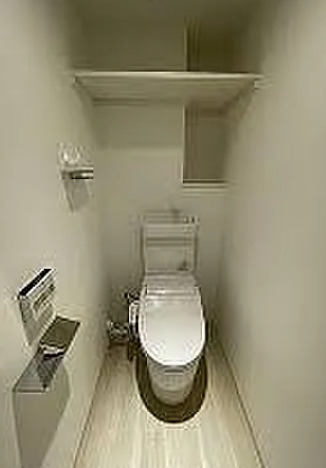 トイレ　※別部屋の参考写真です。