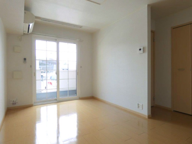 居室・リビング　図面と現状に相違がある場合には現状を優先