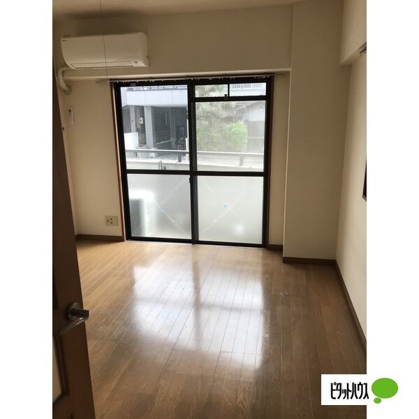 居室・リビング　他号室の写真です。