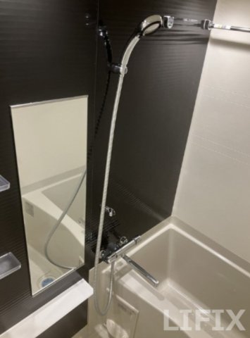 バス・シャワールーム　風呂