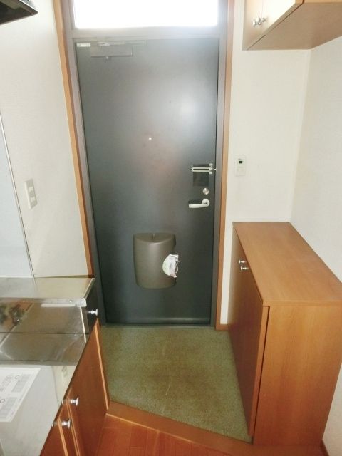 玄関　シューズボックス付きの玄関です