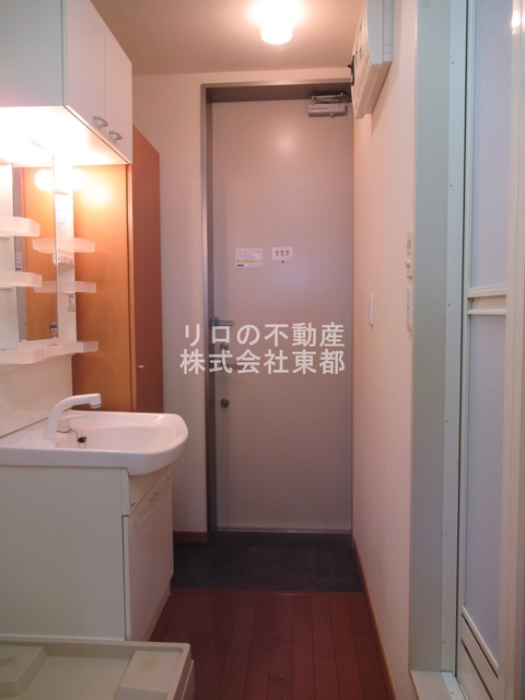 玄関　シューズボックス付☆いつでもスッキリ片付きますね！