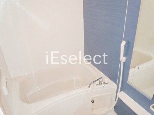 バス・シャワールーム　便利な追い焚き機能や浴室乾燥機付き