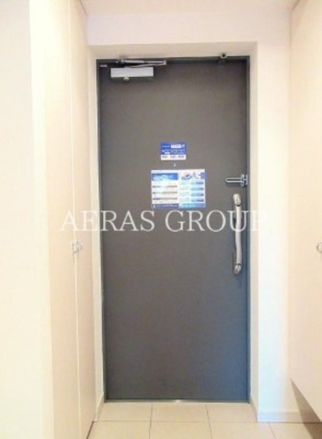 玄関　同仕様タイプ