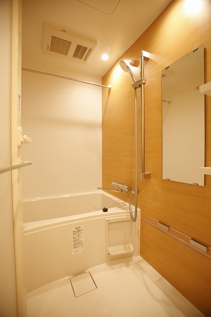 バス・シャワールーム　バス※別部屋参考写真