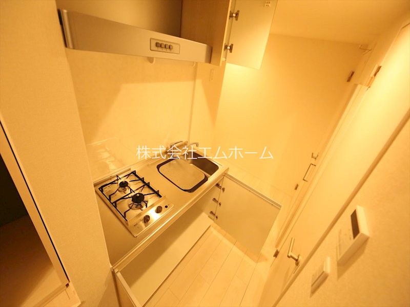 キッチン　システムキッチン（ガス2口コンロ付）