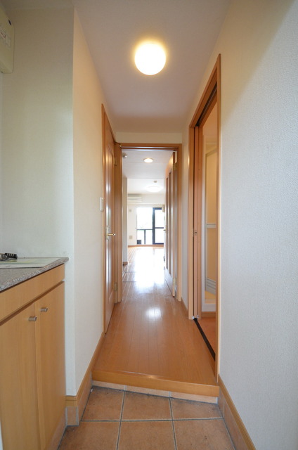 玄関　★玄関周りも窮屈になりません★