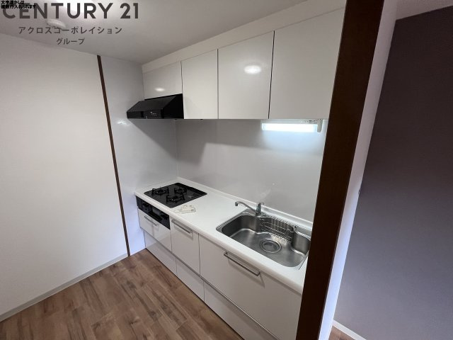 キッチン　収納豊富な独立型キッチンです！