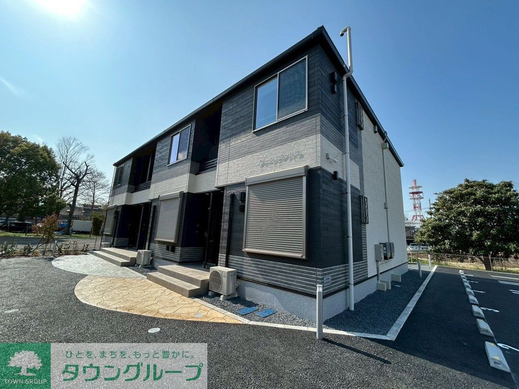 建物外観　お問い合わせは、タウンハウジング上尾店へ