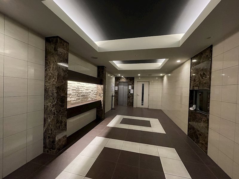 エントランス　★見学予約受付中★