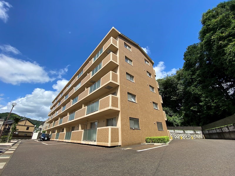 建物外観　防音に強いＲＣ造マンション