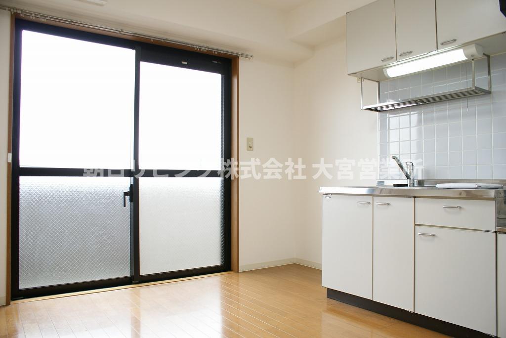 居室・リビング　同タイプ別室