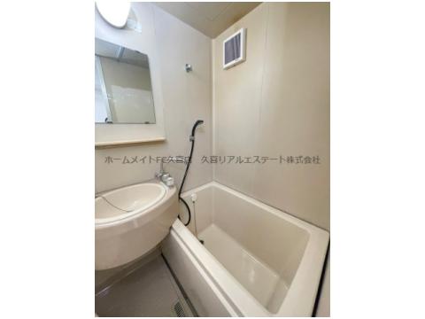 バス・シャワールーム　同建物別号室