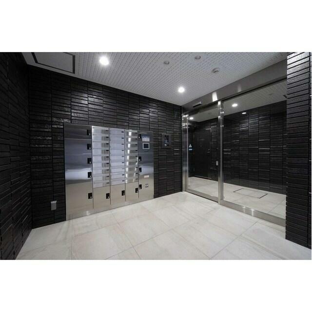 ロビー　メールボックス