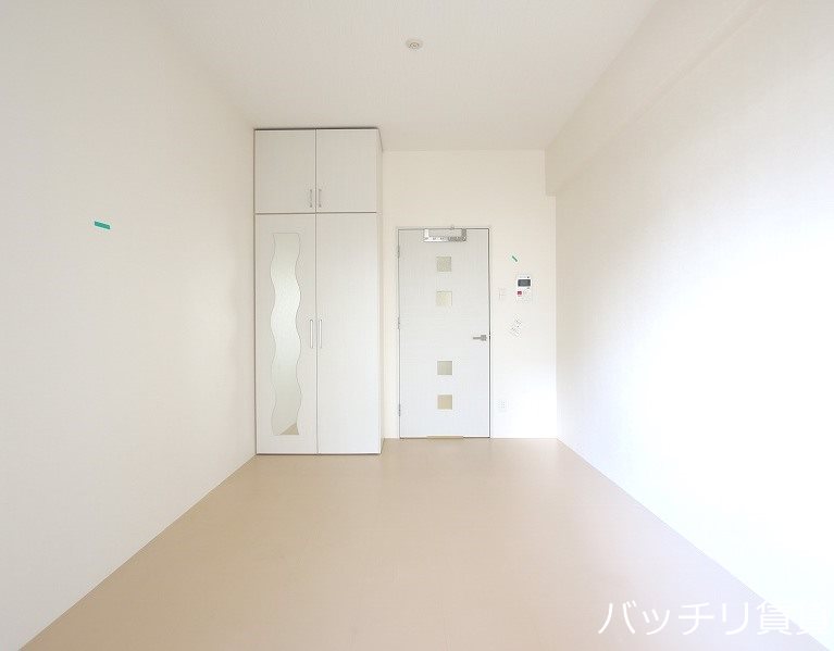 居室・リビング　写真は別号室の為の為、現状優先になります。