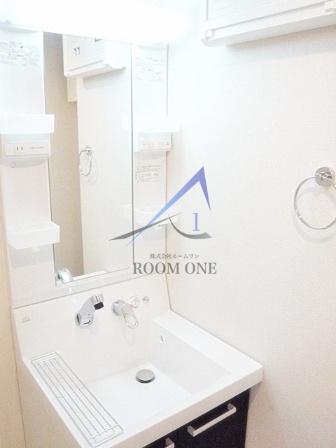 洗面設備　洗面台です。