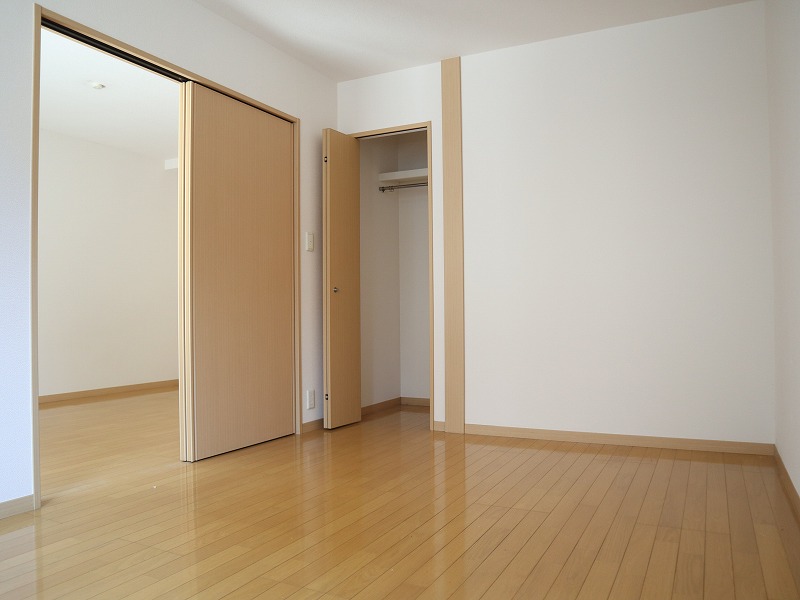 その他　きれいな洋室です