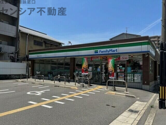コンビニ　ファミリーマート都島中通二丁目店（コンビニ）まで146m