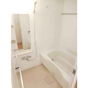 バス・シャワールーム　※同物件別部屋画像
