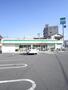コンビニ　ファミリーマート（コンビニ）まで115m