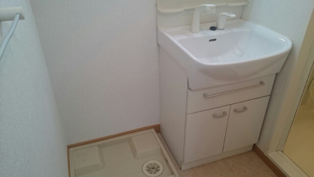 洗面設備　プラウドコート　洗面所