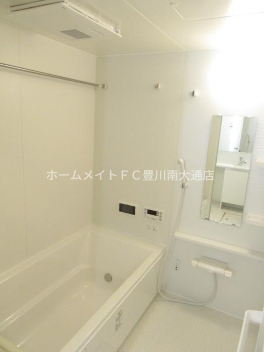バス・シャワールーム　同型別部屋写真