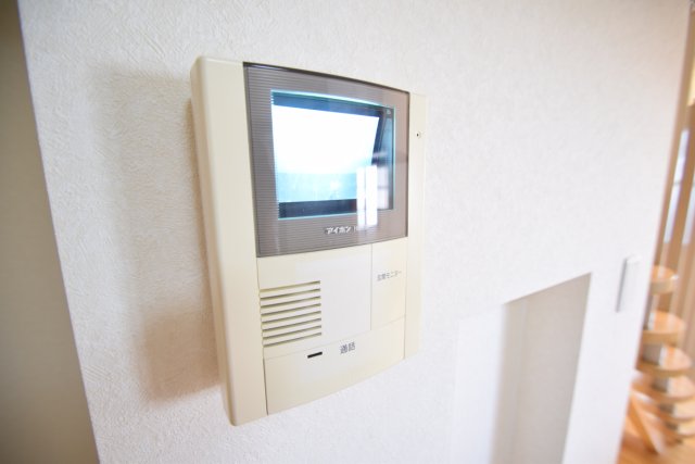セキュリティ　ＴＶモニターホン付きで安心