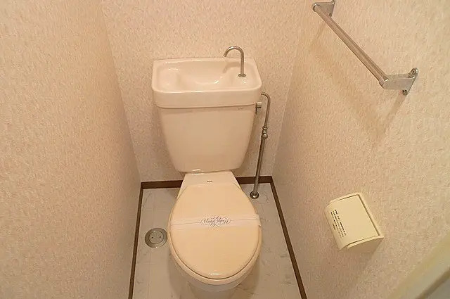トイレ　※別号室写真