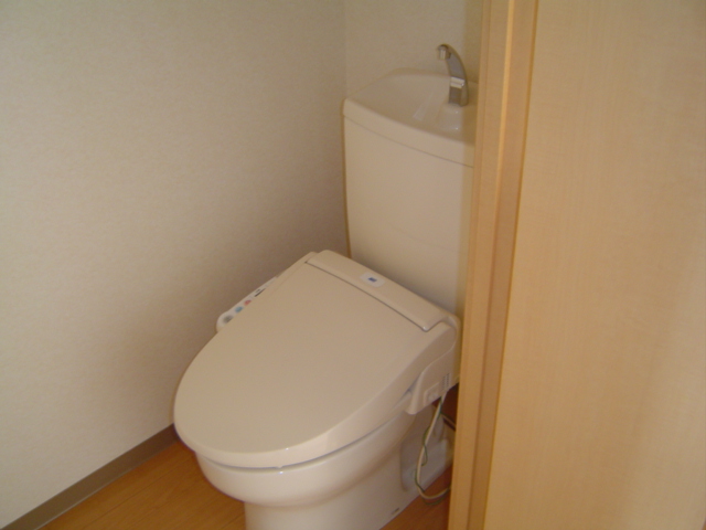 トイレ　シャワー付トイレ