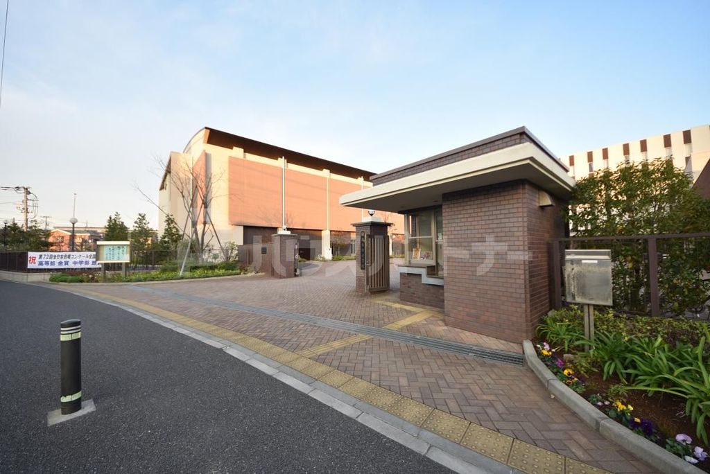 中学校　国府台女子学院/中学部（中学校）まで850m