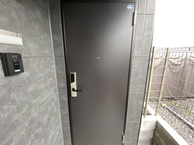 MELLAS鳩ヶ谷IIの玄関写真