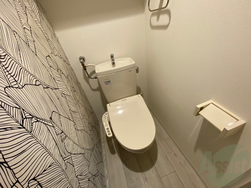 トイレ　トイレです。ウォシュレット付を探している方、おすすめです。