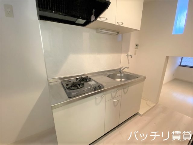 キッチン　写真は同シリーズタイプの為、現状優先になります。