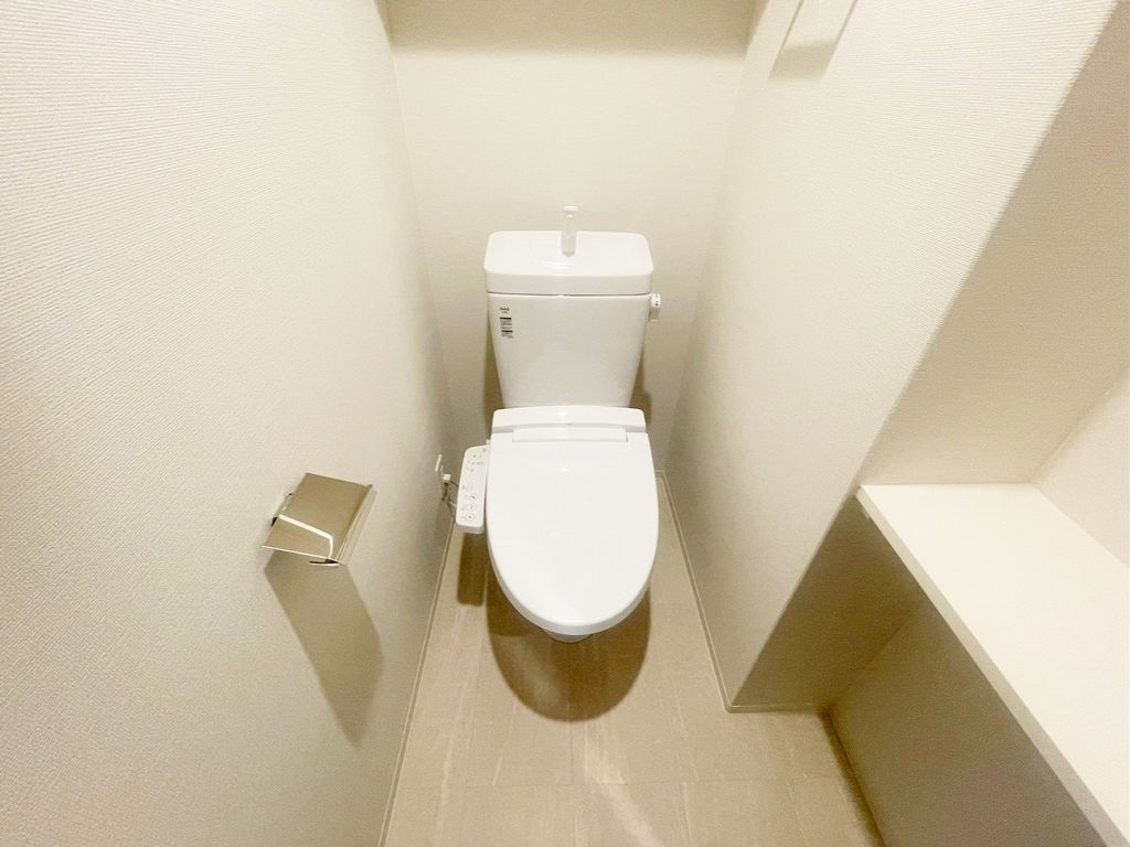 トイレ　トイレ