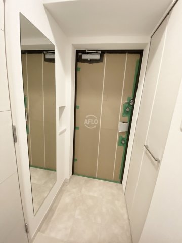 玄関　スプランディッド難波SOUTH　玄関