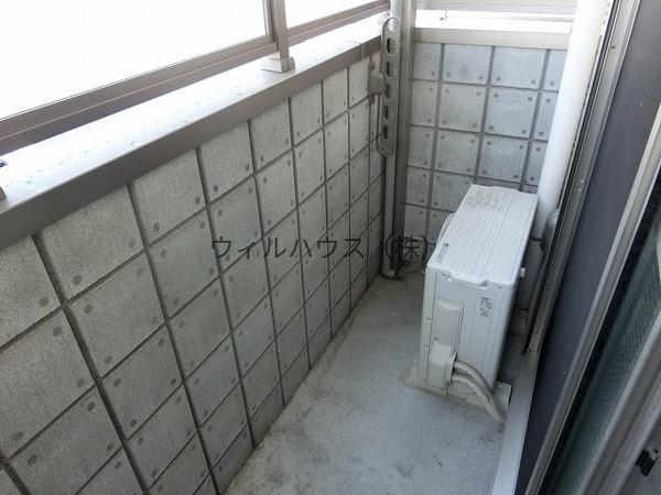 バルコニー　明るいバルコニー！