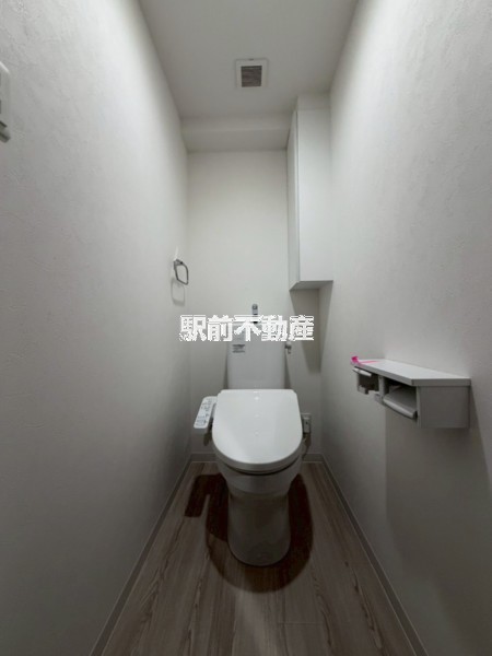 ＪＲ鹿児島本線 二日市駅 徒歩5分 9階建 築1年のトイレ写真